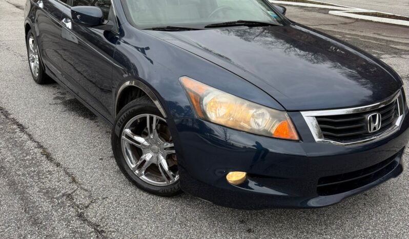 
								2010 Honda Accord full									