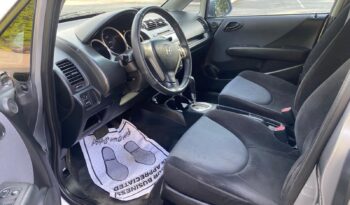 
										2008 Honda Fit full									