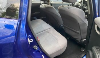 
										2011 Honda Fit full									