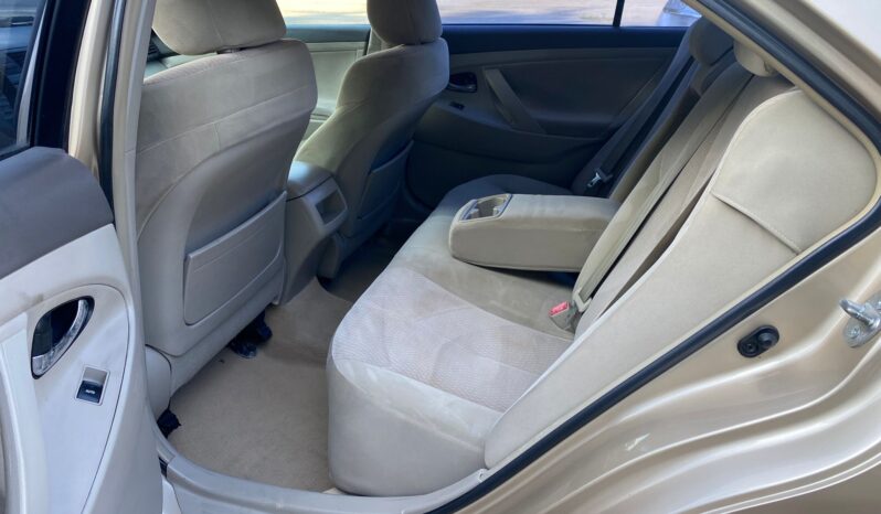 
								2011 Toyota Camry full									