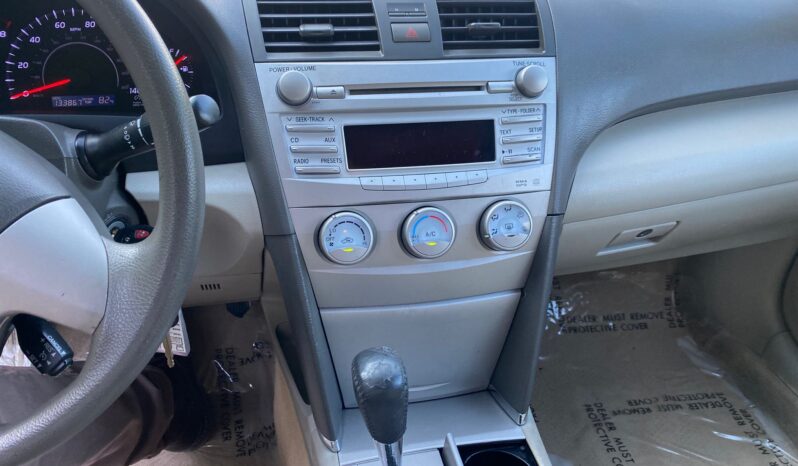 
								2011 Toyota Camry full									
