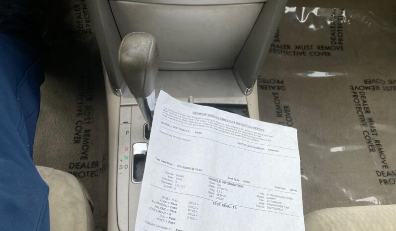 
								2010 Toyota Camry full									