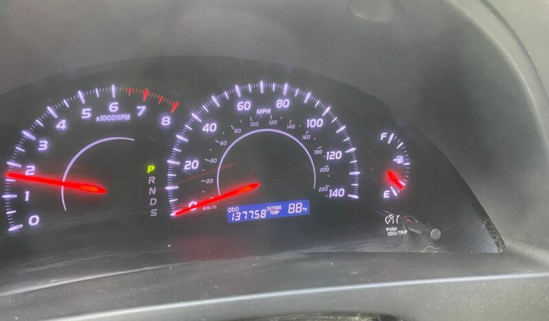 
								2010 Toyota Camry full									