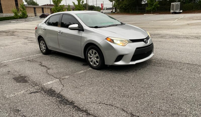 
								2015 Toyyota Corolla full									