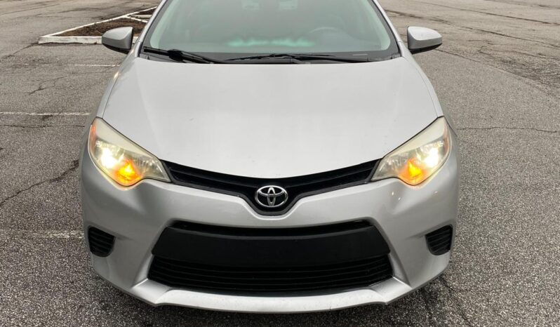 
								2015 Toyyota Corolla full									