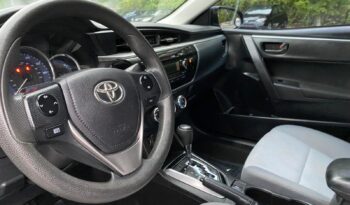 
										2015 Toyyota Corolla full									