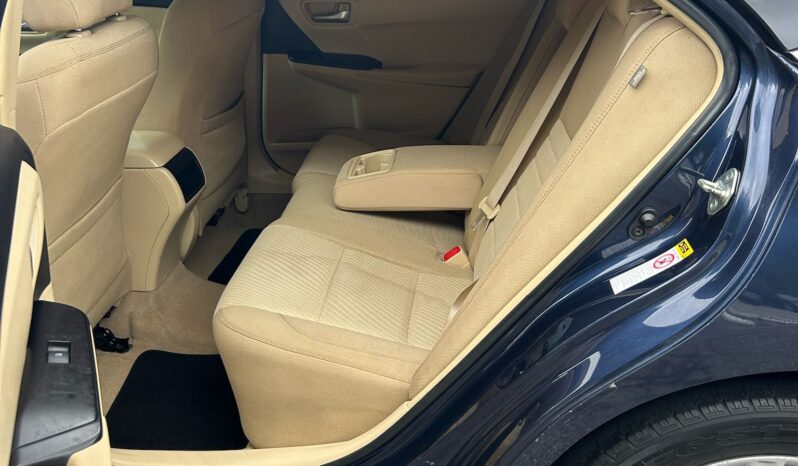 
								2015 Toyota Camry full									
