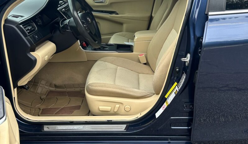 
								2015 Toyota Camry full									
