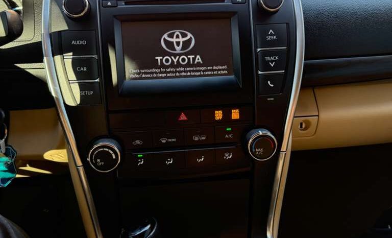 
								2015 Toyota Camry full									