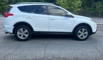 
										2015 Toyota RAV4 full									