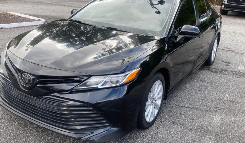 
								2020 Toyota Camry LE full									