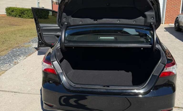 
								2020 Toyota Camry LE full									