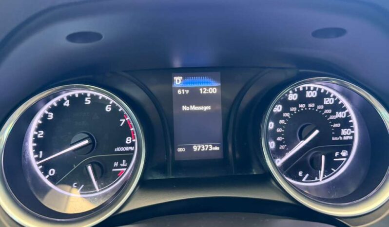 
								2020 Toyota Camry LE full									