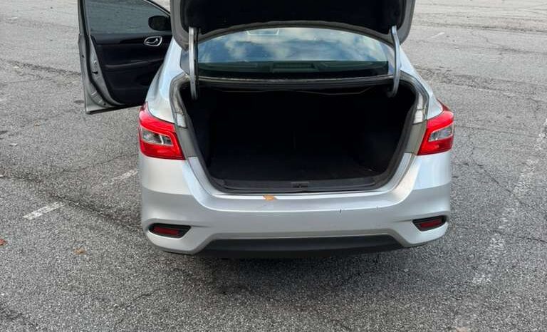 
								2019 Nissan Sentra full									
