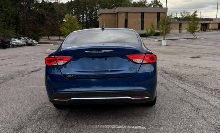 
								2016 Chrysler 200 full									