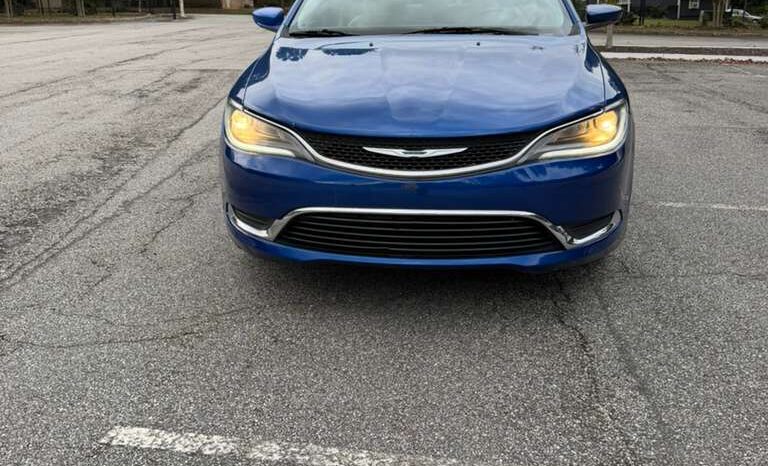 
								2016 Chrysler 200 full									