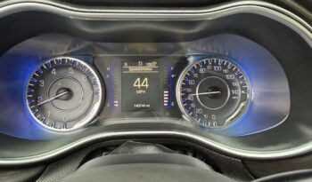 
										2016 Chrysler 200 full									