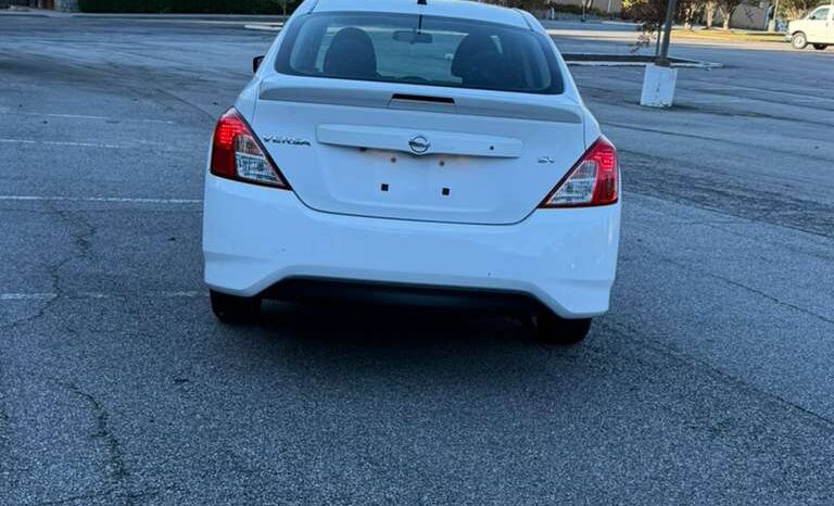 
								2019 Nissan Versa S full									