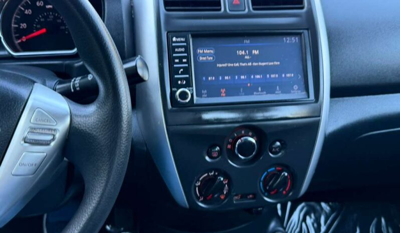 
								2019 Nissan Versa S full									