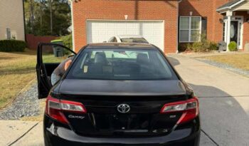 
										2013 Toyota Camry SE full									