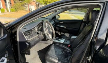 
										2013 Toyota Camry SE full									