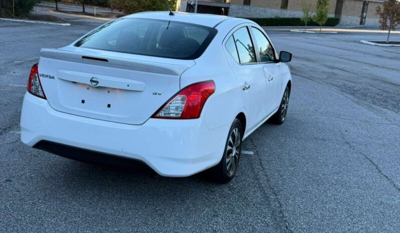 
								2019 Nissan Versa S full									