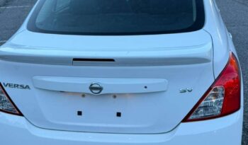 
										2019 Nissan Versa S full									