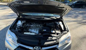 
										2016 Toyota Camry full									