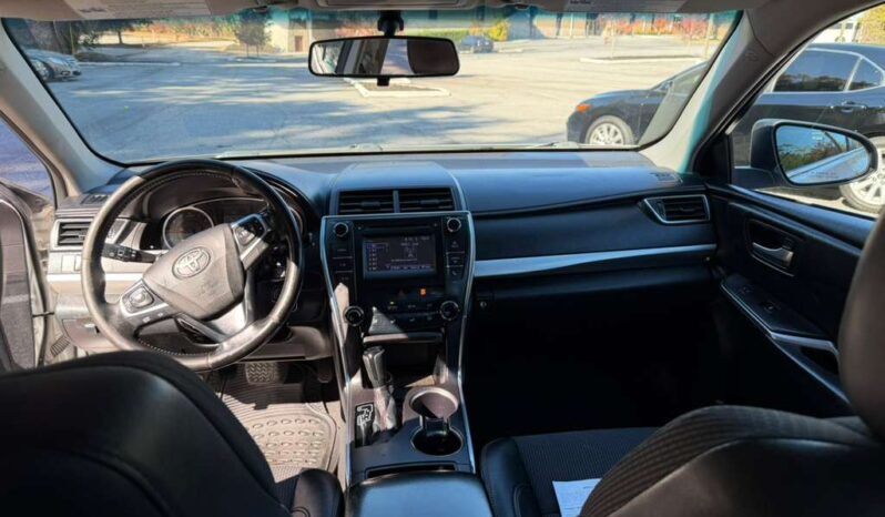 
								2016 Toyota Camry full									