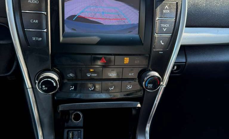 
								2016 Toyota Camry full									