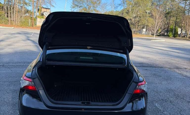 
								2019 Toyota Camry full									