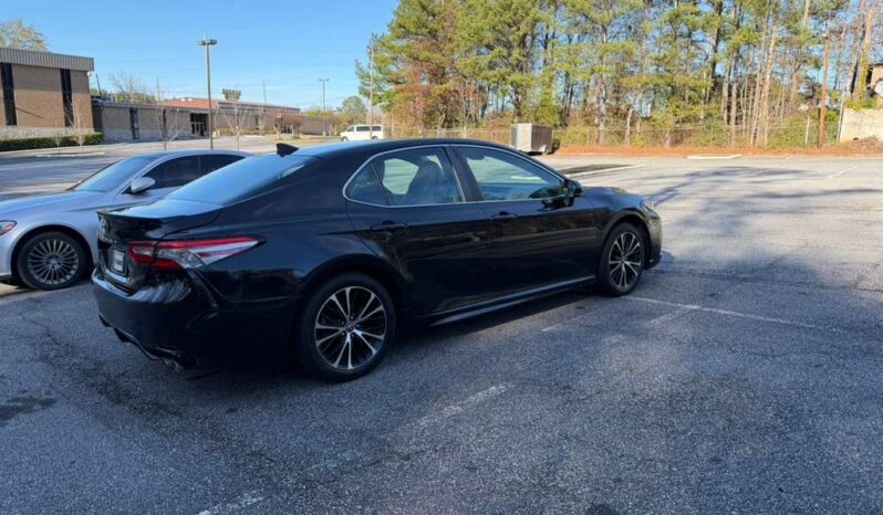 
								2019 Toyota Camry full									