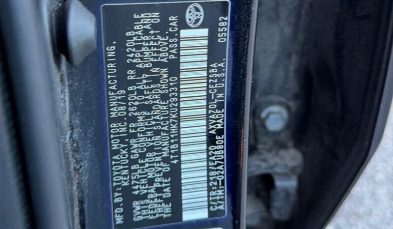 
								2019 Toyota Camry full									