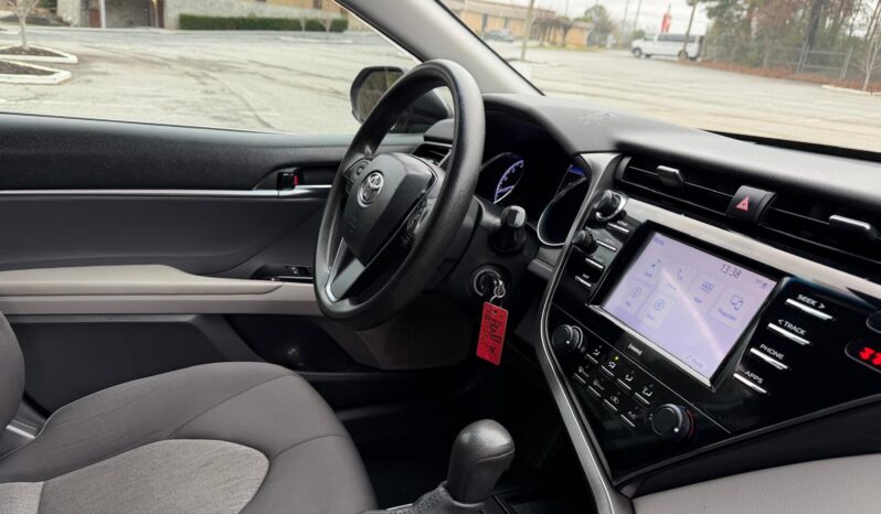 
								2020 Toyota Camry full									