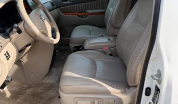 
										2006 Toyota Sienna full									