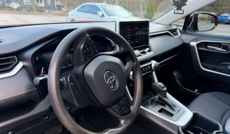 
								2023 Toyota RAV4 full									