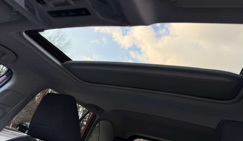 
								2023 Toyota RAV4 full									