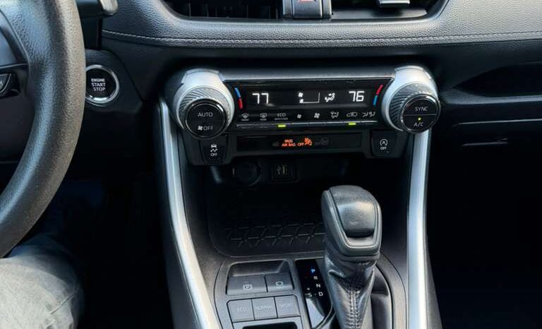 
								2023 Toyota RAV4 full									