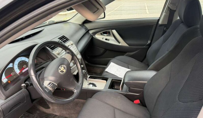 
								2011 Toyota Camry full									