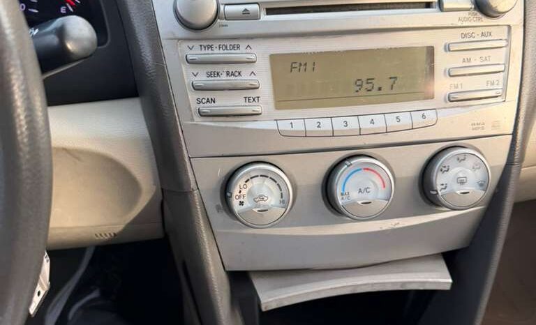 
								2011 Toyota Camry full									