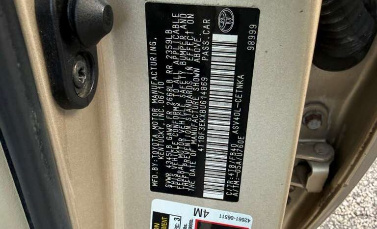 
								2011 Toyota Camry full									