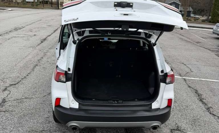 
								2022 Ford Escape full									