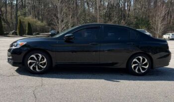 
										2017 Honda Accord EX-L full									