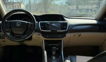 
										2017 Honda Accord EX-L full									