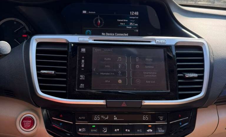 
								2017 Honda Accord EX-L full									