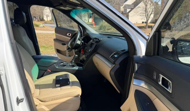 
								2016 Ford Explorer full									