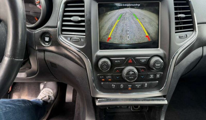 
								2018 jeep grand Cherokee Sports full									