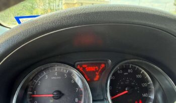 
										2014 Nissan Versa full									