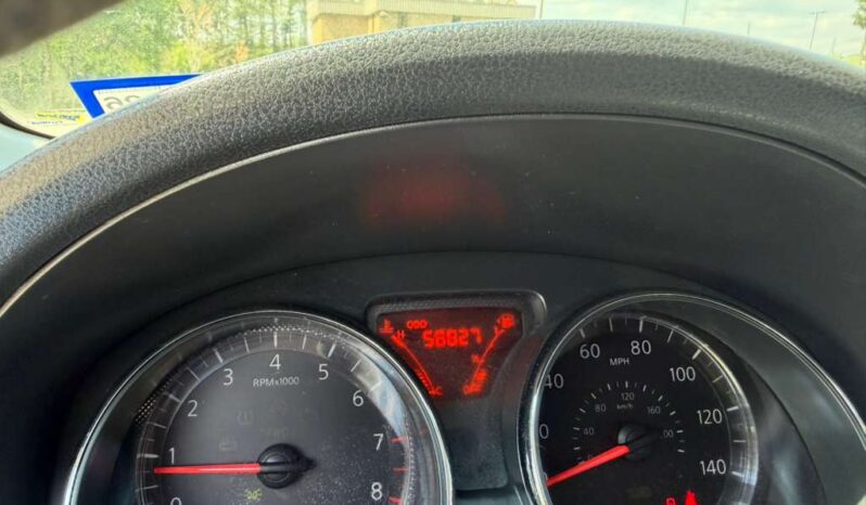 
								2014 Nissan Versa full									