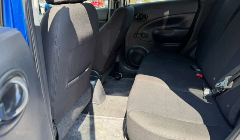 
								2014 Nissan Versa full									